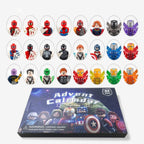 Adventskalender mit 24 Türchen und bunten Anime-Minifiguren im Pixelstil