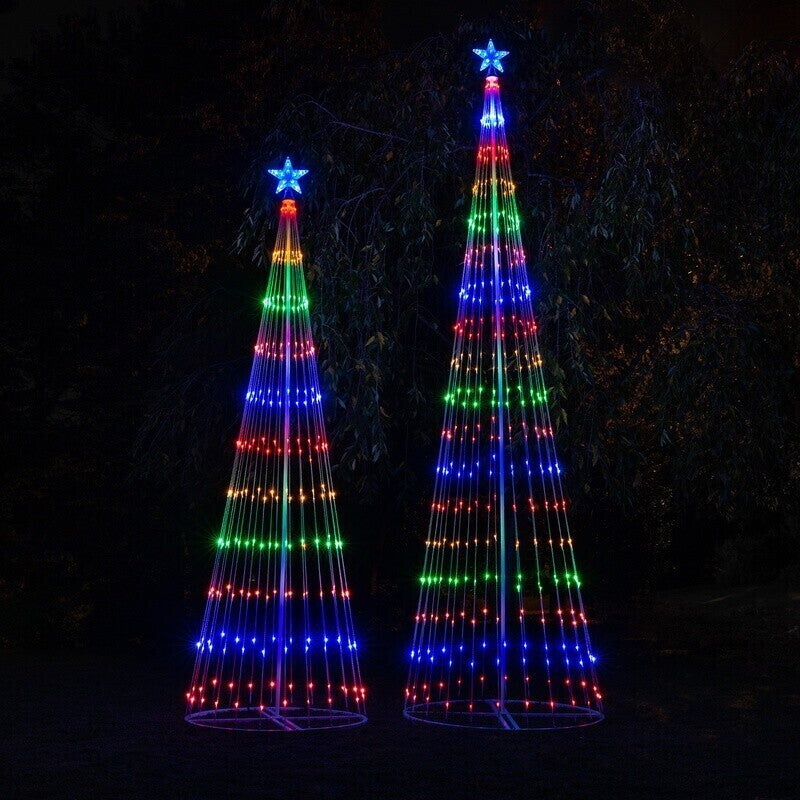 Bunter LED-Weihnachtsbaum mit Sternspitze und kegelförmigem Gestell für den Außenbereich