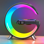 Digitaler Wecker mit rundem Farblicht, Display, Bedientasten und Standfüßen