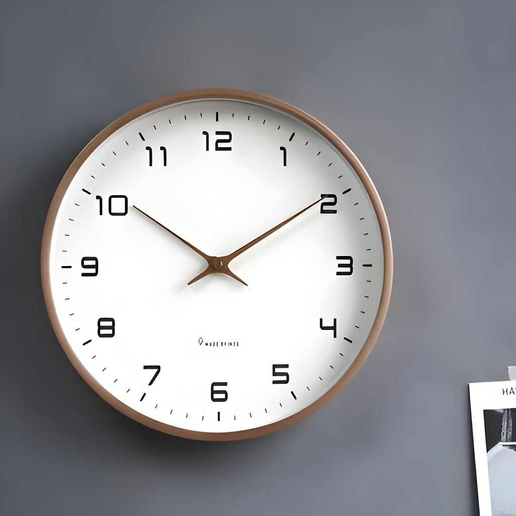 Chronis™ - Minimalistisch Gestaltete Runde Analoge Wanduhr