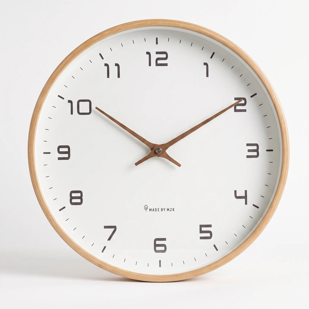 Chronis™ - Minimalistisch Gestaltete Runde Analoge Wanduhr