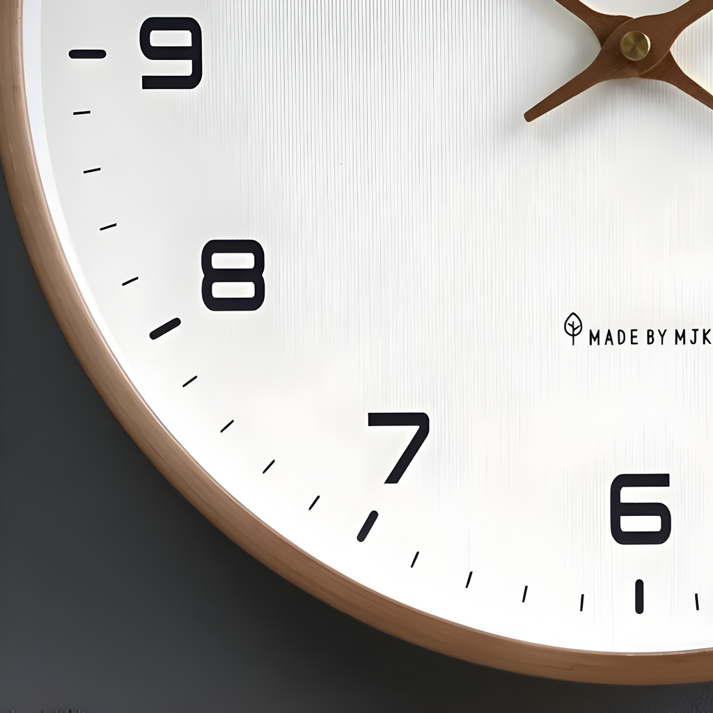 Chronis™ - Minimalistisch Gestaltete Runde Analoge Wanduhr