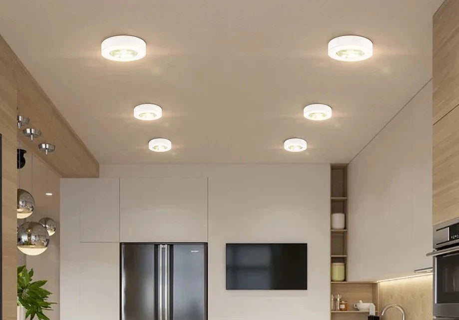 Flache runde LED-Deckenleuchte mit integrierter Lichtquelle