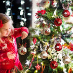 Champagnergoldener Weihnachtsbaumanhänger mit Rentiergesicht und weißen Geweihen