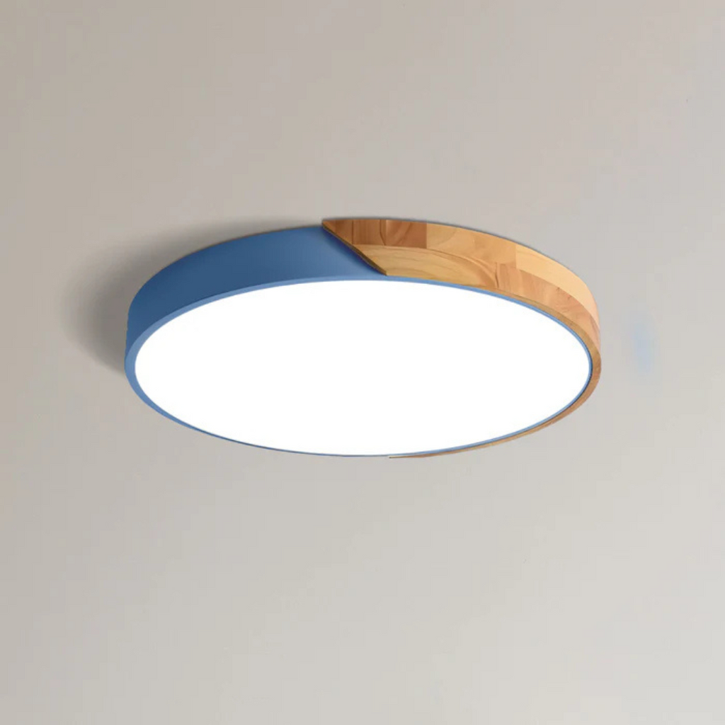 Runde LED-Deckenleuchte zur Aufputzmontage mit flacher Leuchtfläche