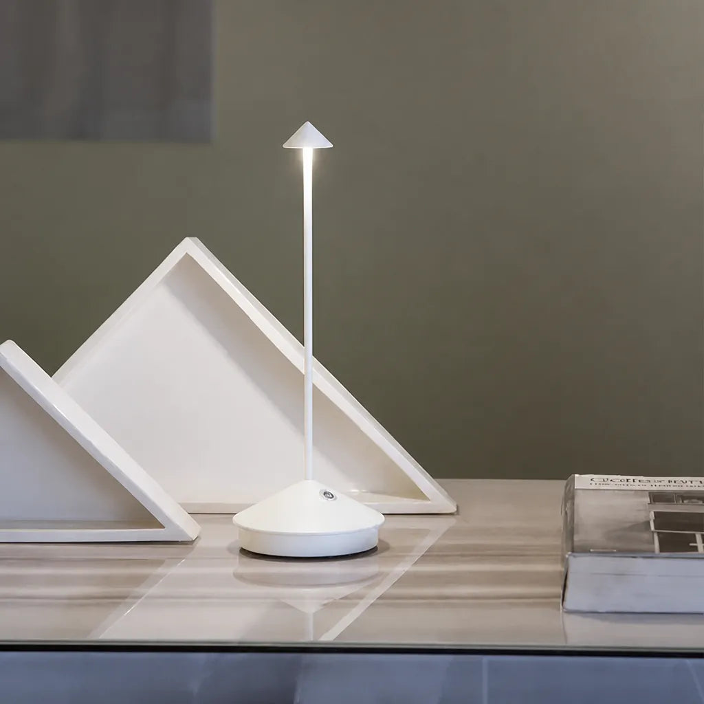 Filaré - Schlanke Kabellose Dimmbare LED Tischlampe - Weiß